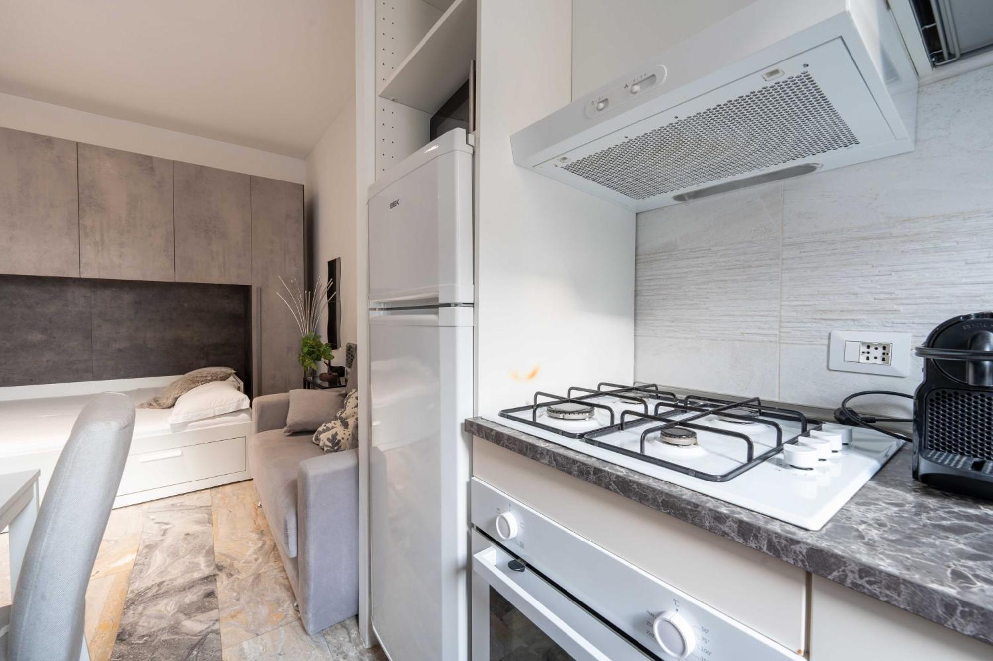 Suite 12 Milano Centro Parking Free Buitenkant foto
